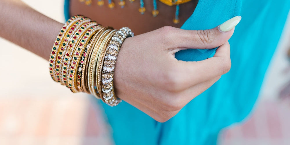 Comment associer des bijoux en or et en argent ?