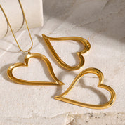 Parure cœur minimaliste dorée en acier inoxydable 18K