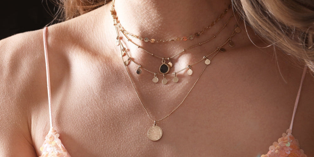 Comment démêler facilement la chaîne de son collier : 3 astuces simples