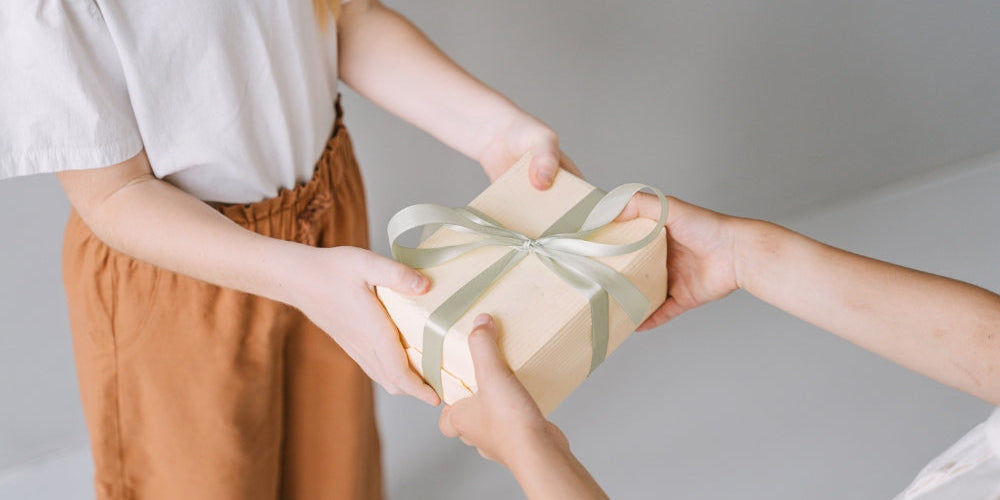 Quel cadeau offrir à une femme de 18 ans ?