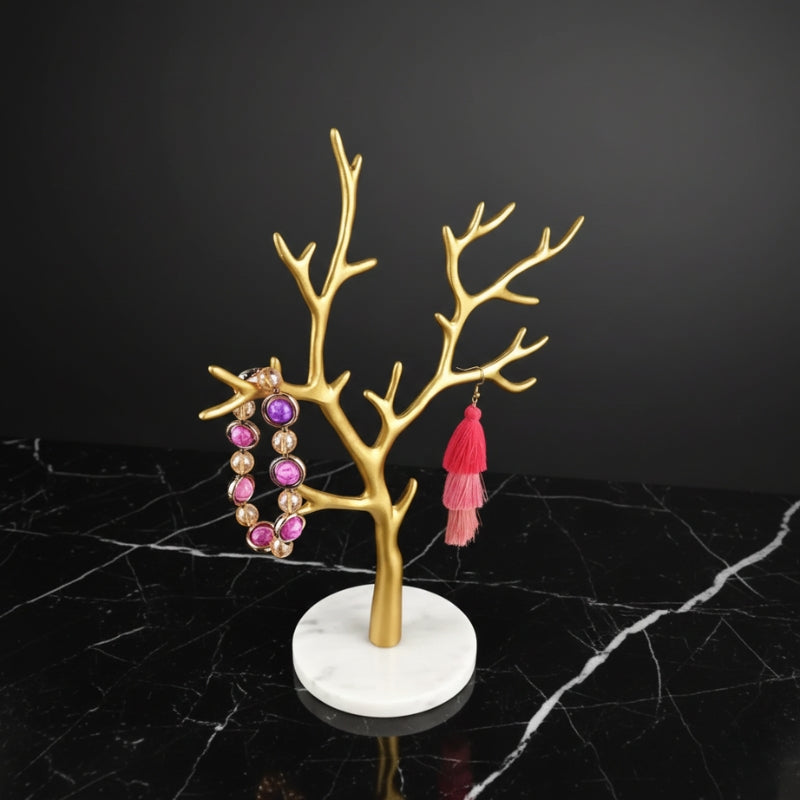 Arbre à bijoux or et marbre pour un rangement élégant et pratique