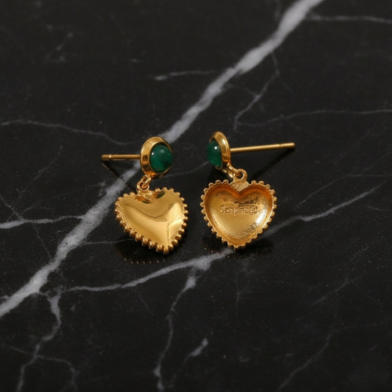 Boucles d’oreilles cœur doré 18K avec pierre verte naturelle