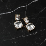 Boucles d’oreilles cristal carré – acier titane doré ou argenté