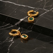 Boucles d'oreilles créoles avec pendentif