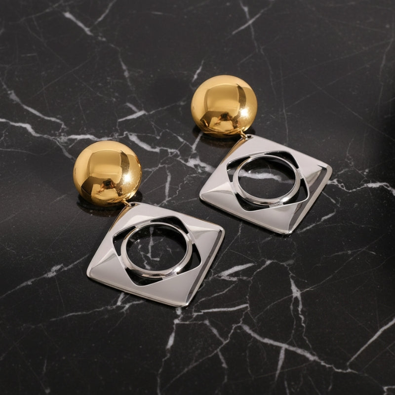 Boucles d’oreilles carrées pendantes – Design géométrique en acier inoxydable doré 18K