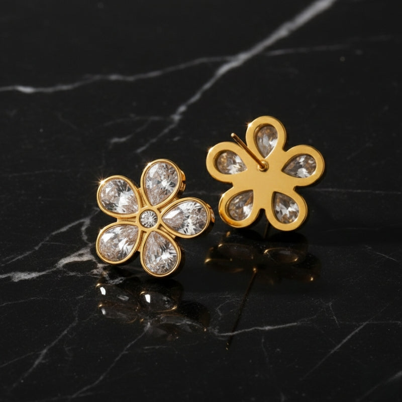 Boucle d’oreille puce fleur – Acier inoxydable plaqué or 18K