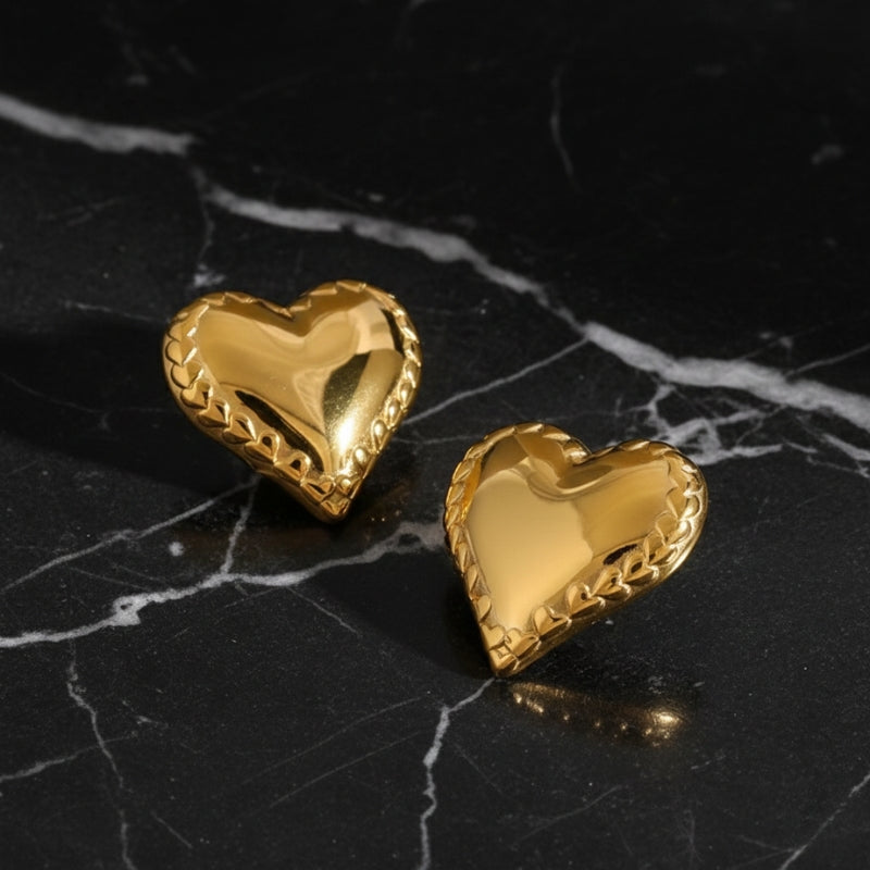 Boucles d'oreilles cœur bordure gravée