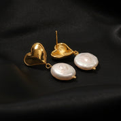 Boucles d’oreilles cœur baroque dorées avec perles naturelles 18K