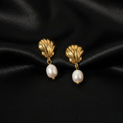 Boucles d’oreilles coquillage et perle en acier inoxydable doré