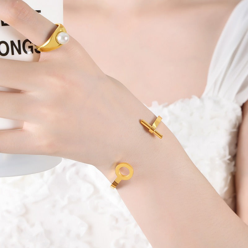 Bracelet jonc ouvert – Bijou en acier inoxydable doré, argenté ou rosé