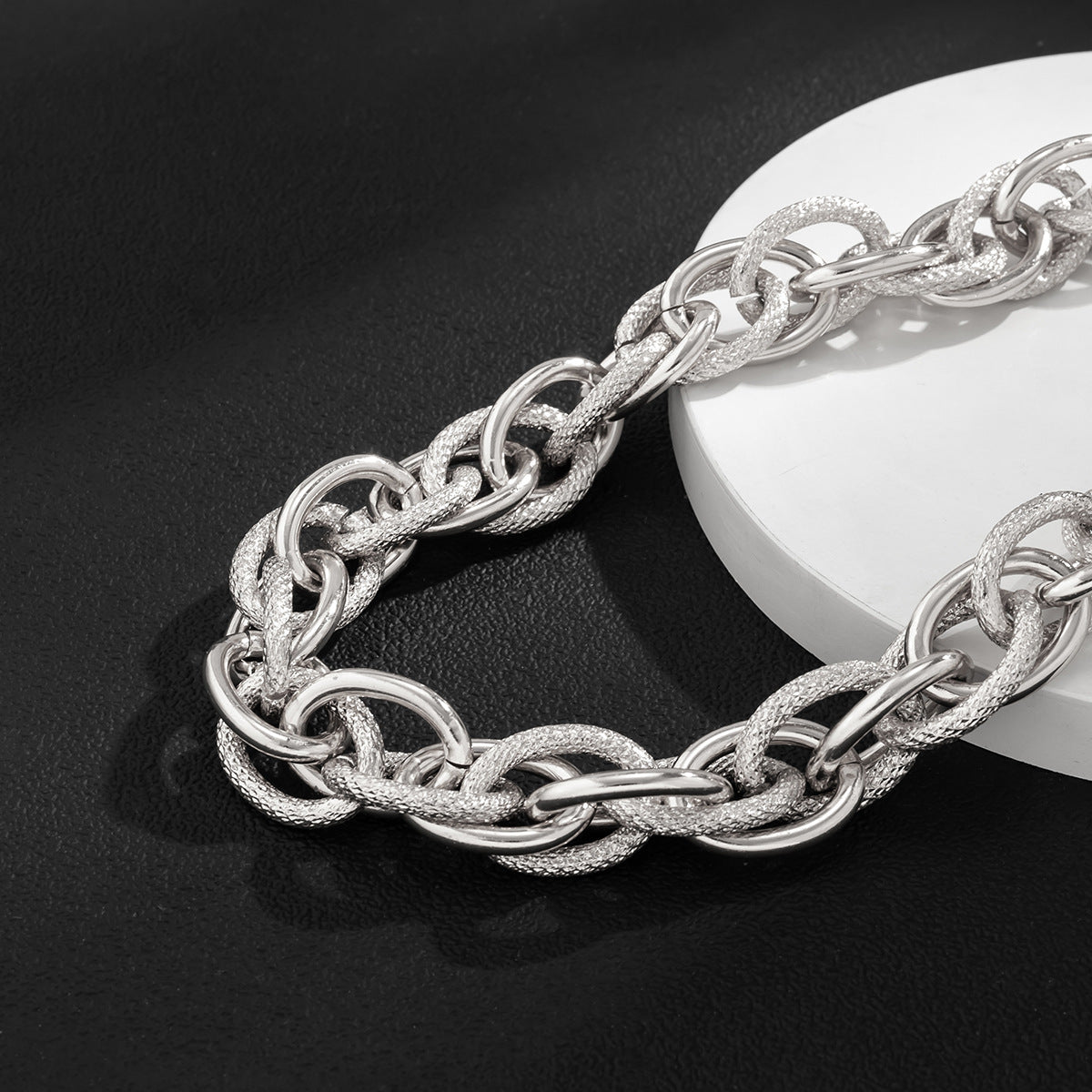 Collier grosse maille torsadée – Chaîne en acier inoxydable pour femme