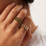 Bague feuille ajustable en acier doré - Élégance naturelle