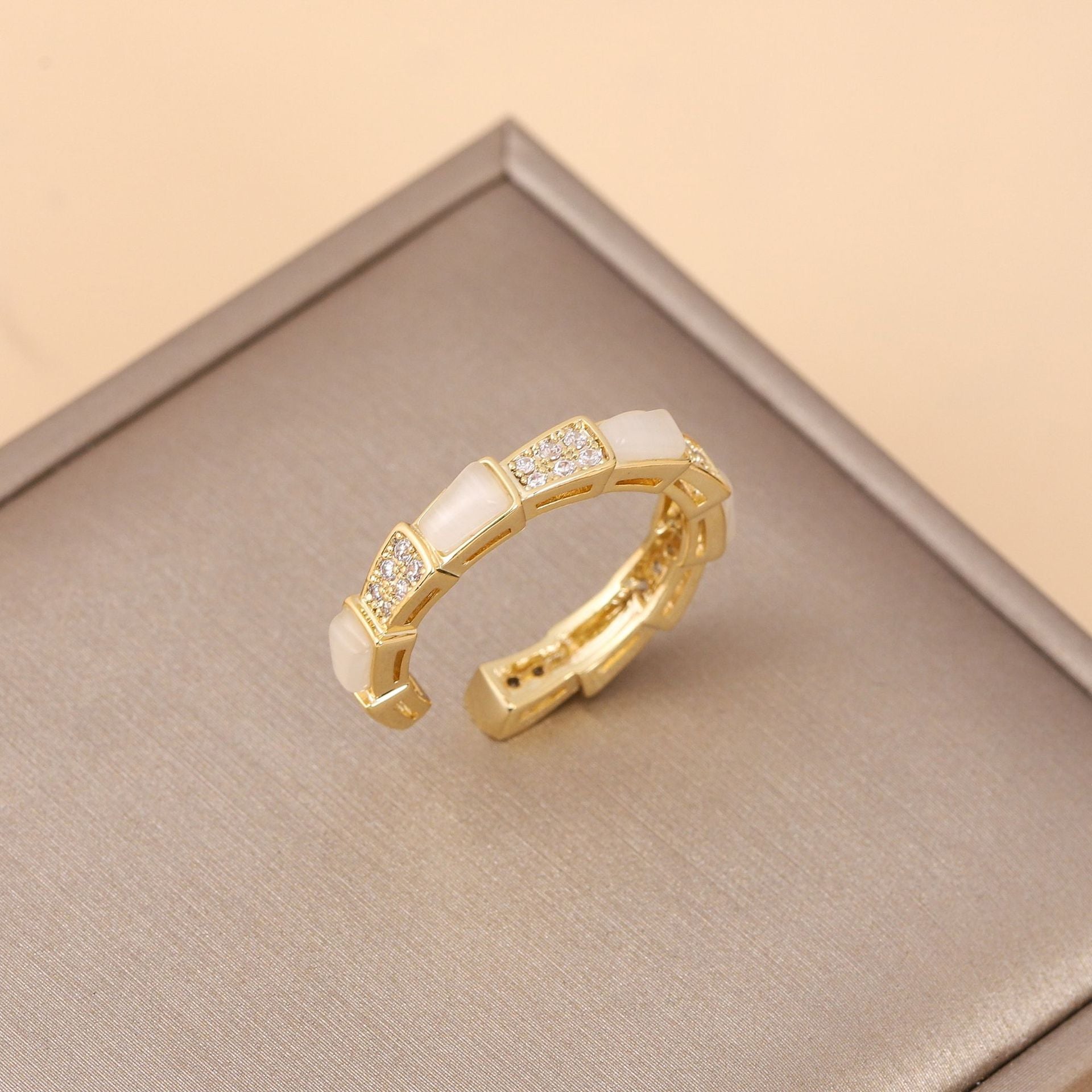 Bague jonc – Bague géométrique en acier inoxydable doré