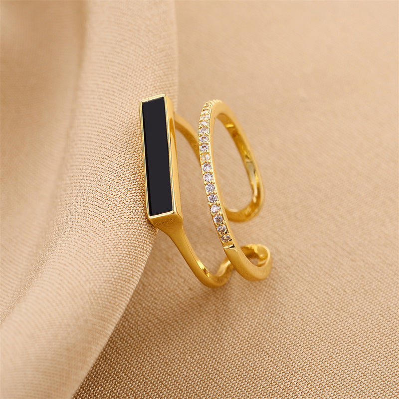 Bague multi anneaux – Anneaux superposés dorés au style géométrique