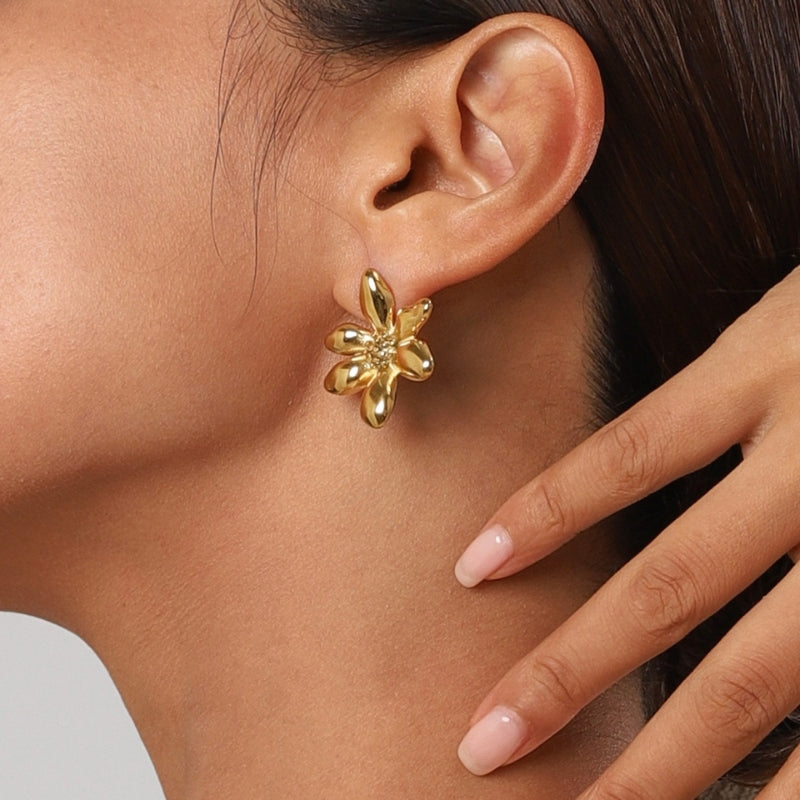 Boucle d’oreille pétale de fleur – Acier inoxydable plaqué or 18 carats