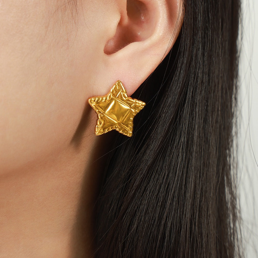 Boucles d’oreilles puce étoile – Acier inoxydable doré ou argenté