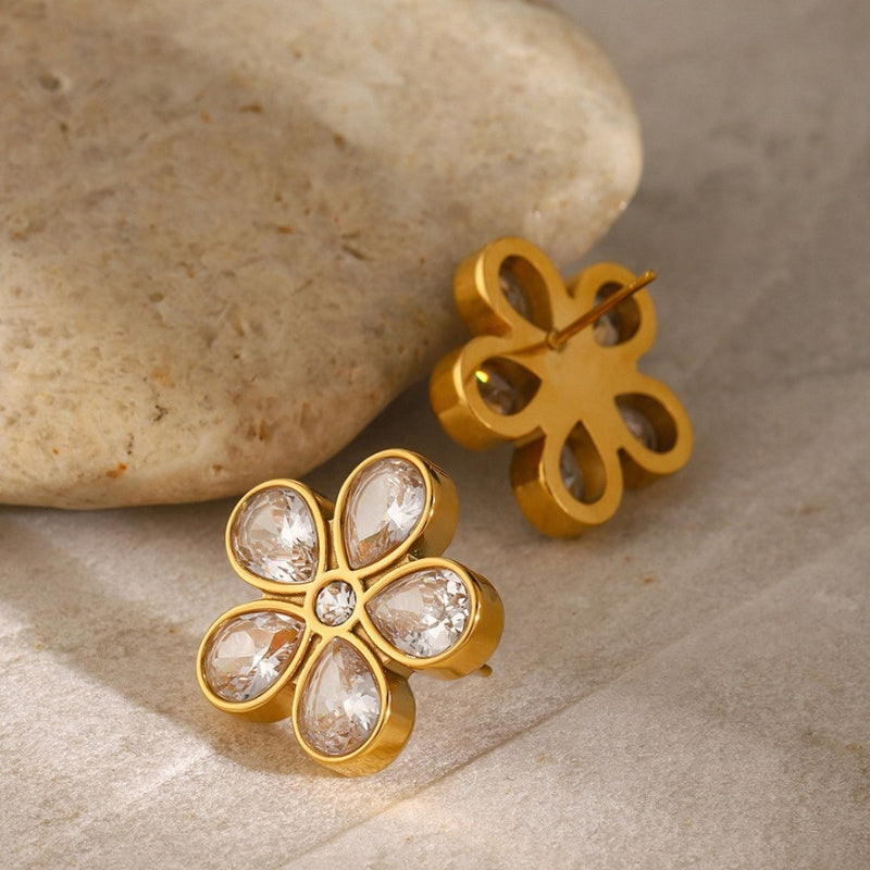 Boucle d’oreille puce fleur – Acier inoxydable plaqué or 18K