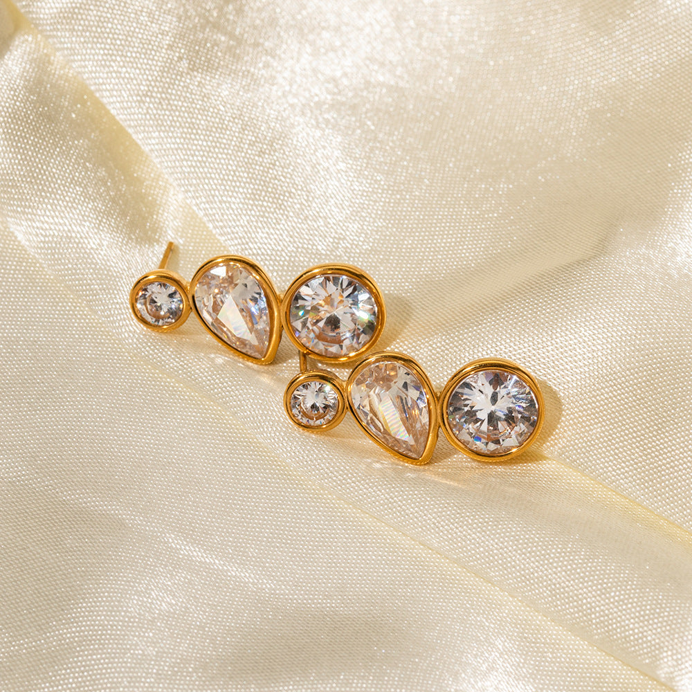 Boucle d’oreille puce strass – Acier inoxydable et PVL 18K