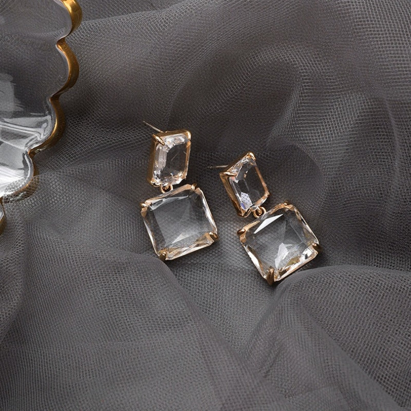 Boucles d’oreilles cristal carré – acier titane doré ou argenté