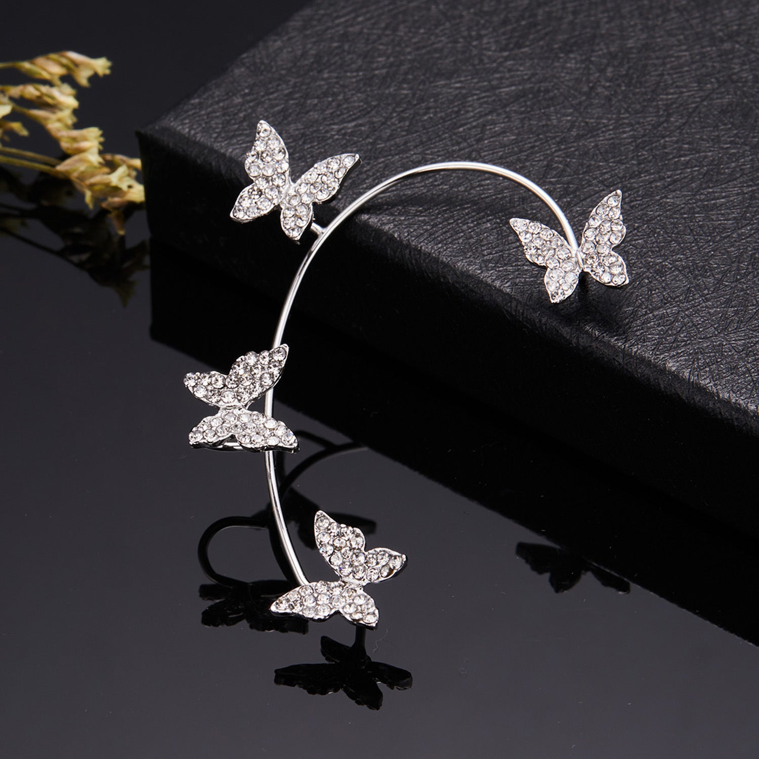 Boucles d’oreilles grimpantes papillon pierres et acier inoxydable