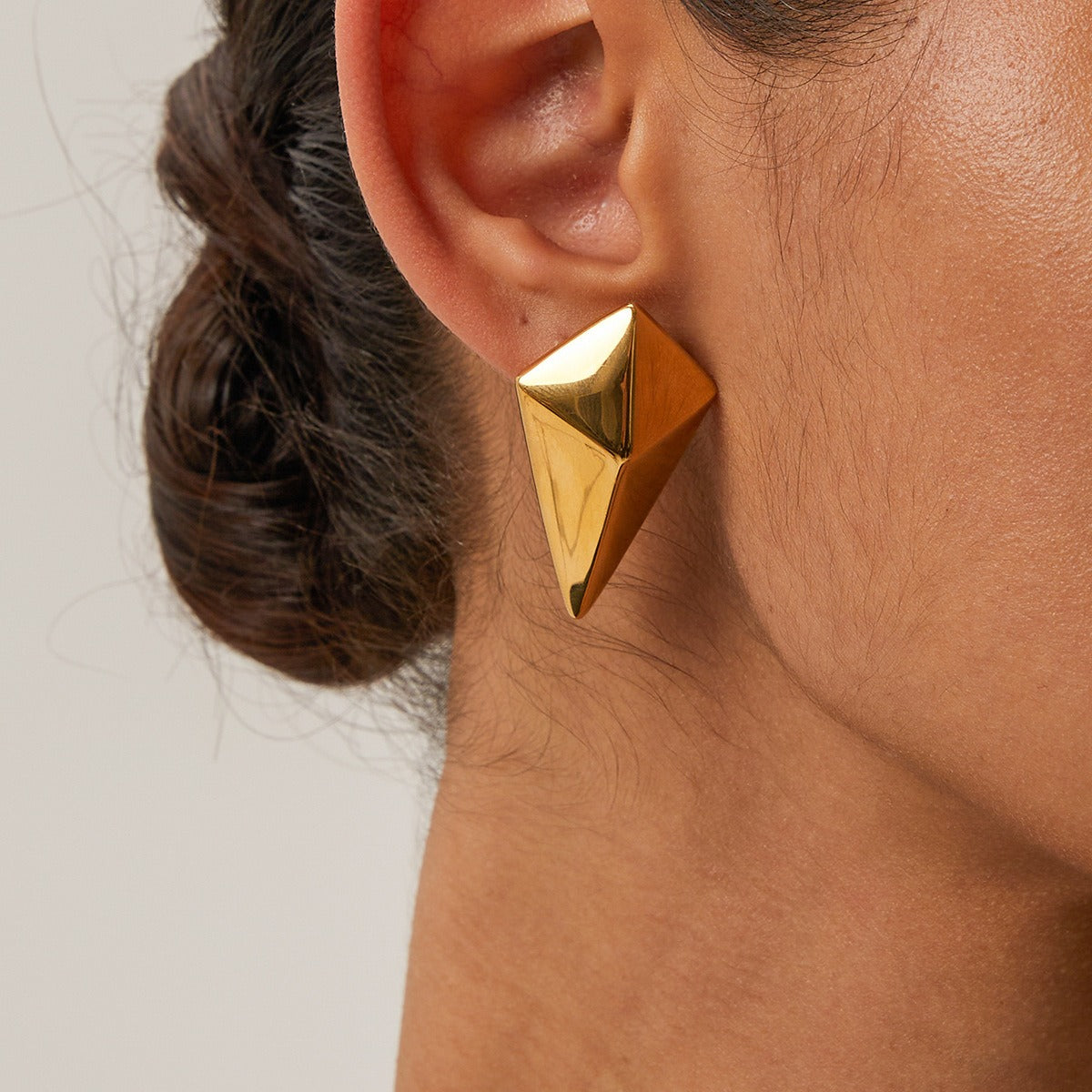 Boucles d’oreilles losange dorées – acier inoxydable PVD 18K
