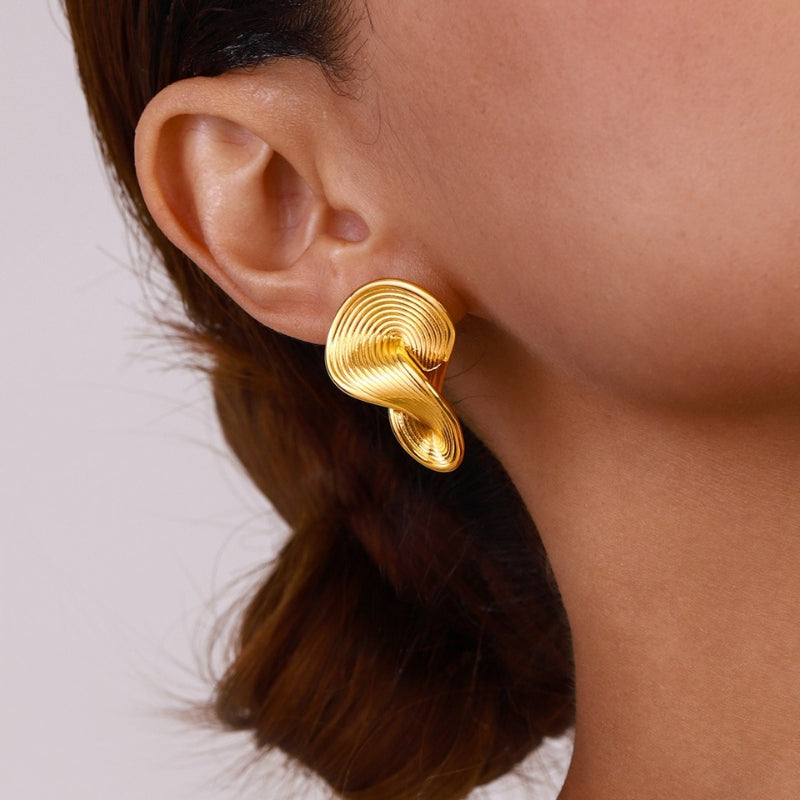 Boucles d’oreilles luxe – Design géométrique doré en acier inoxydable