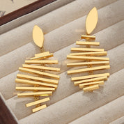 boucle d oreille femme pendante, boucle d'oreille fleur pendante