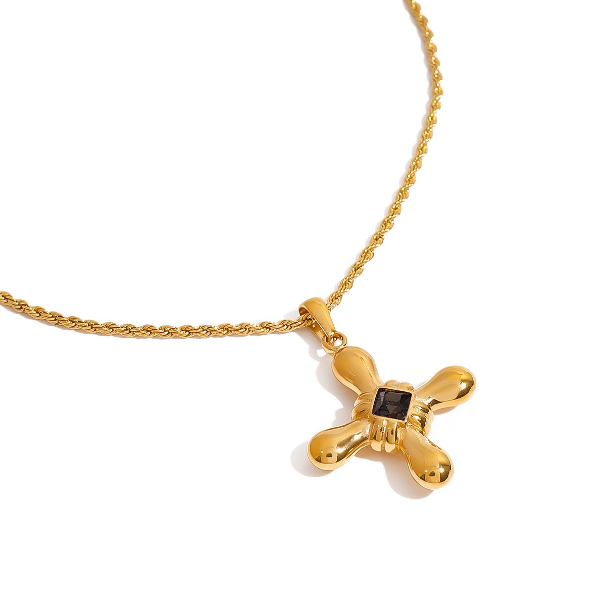 collier-croix-pierre_4