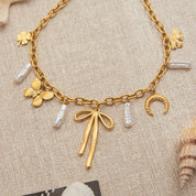 Collier fantaisie pendentifs