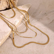 collier double rang ras de cou​, collier ras de cou manège à bijoux