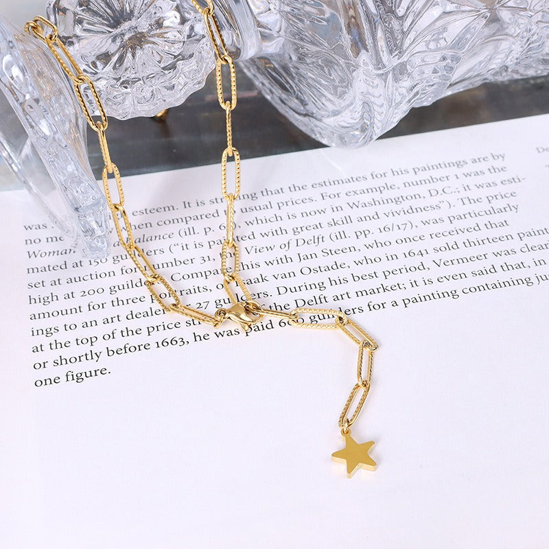 Collier pendentif étoile