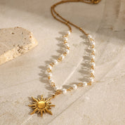 Collier pendentif Soleil avec Perles – Acier inoxydable 18K