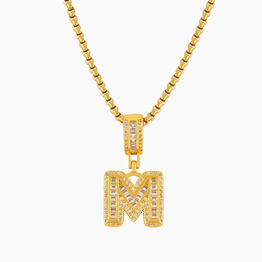 collier lettre gothique