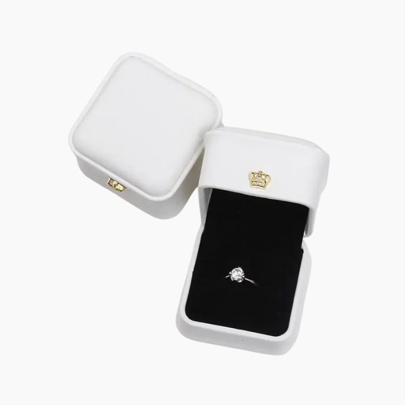 Écrin bague similicuir blanc, ecrin a bijoux sezane​, ecrin a bijoux yves rocher
