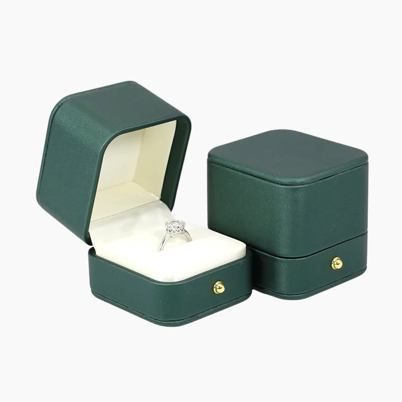 Écrin bague similicuir vert – Boîte carrée pour bague