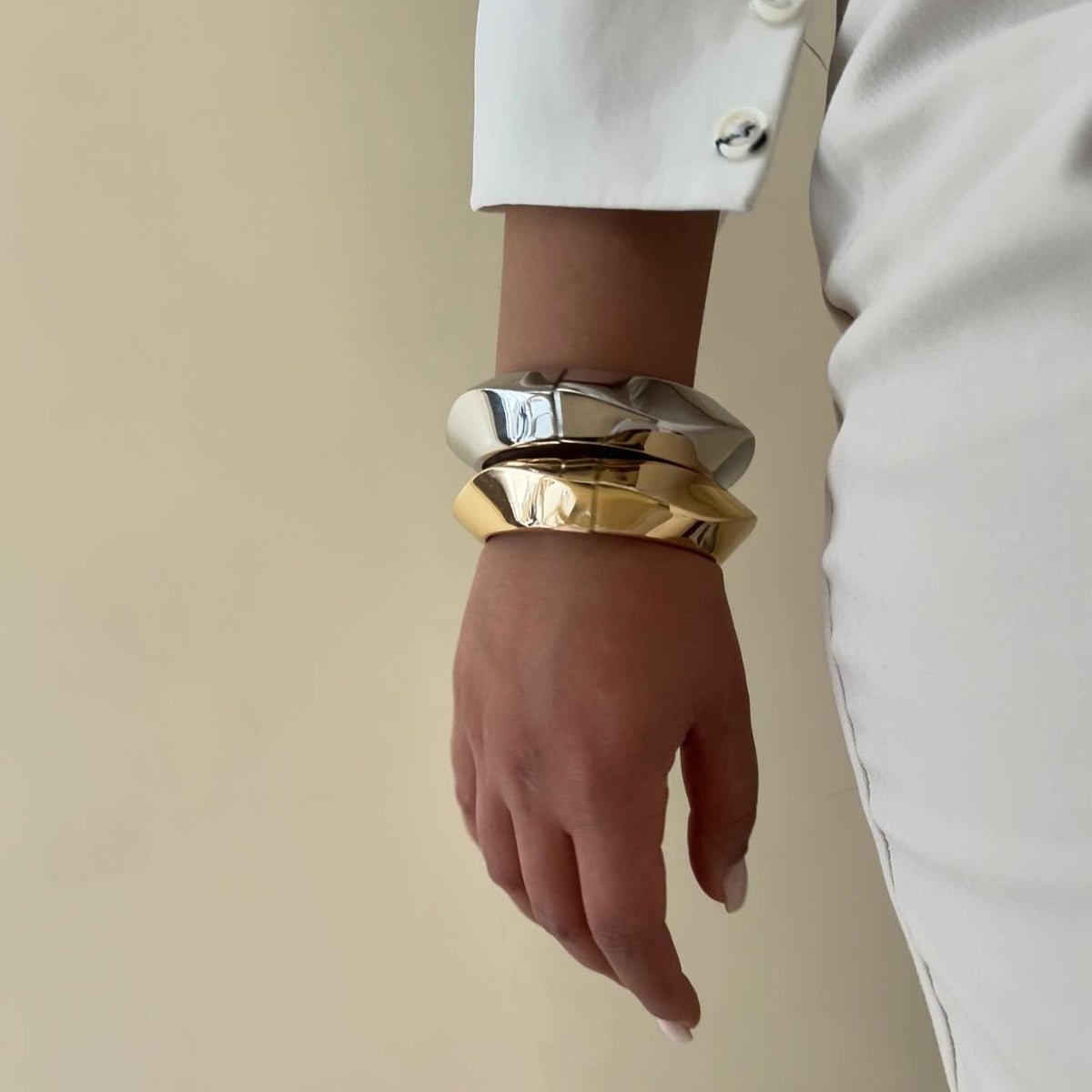 Gros bracelet jonc