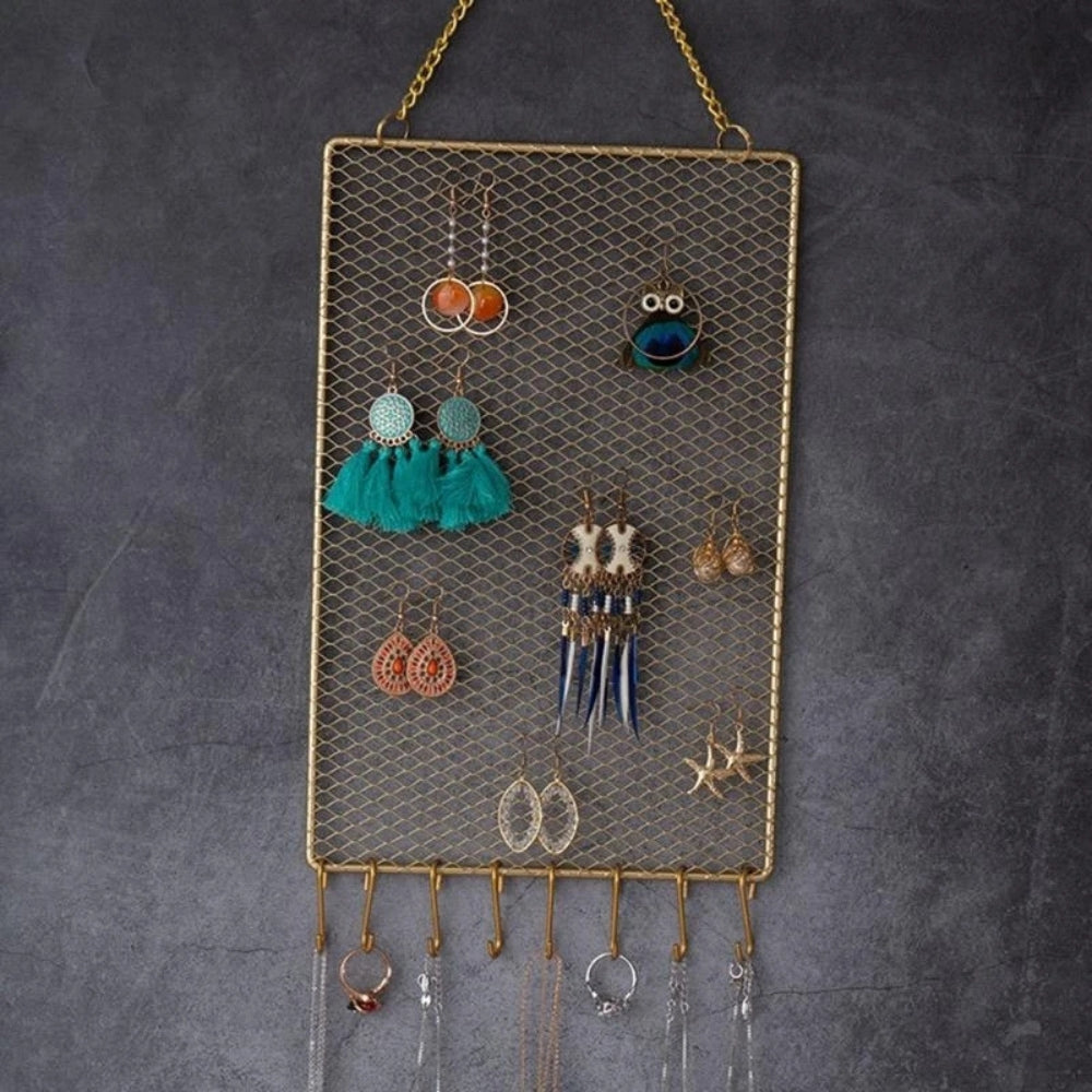 Porte bijoux mural en métal disponible en formats vertical et horizontal, idee porte bijoux fait maison