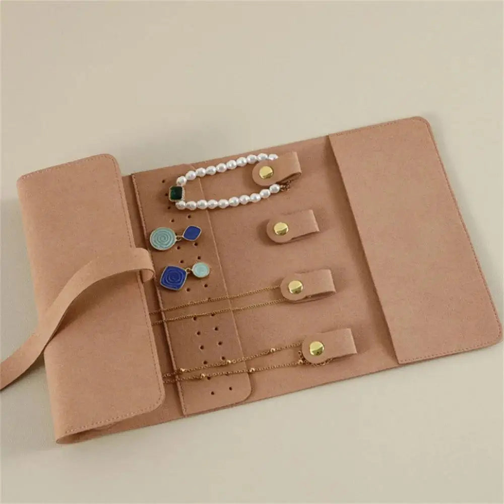 trousse-a-bijou_6.webp